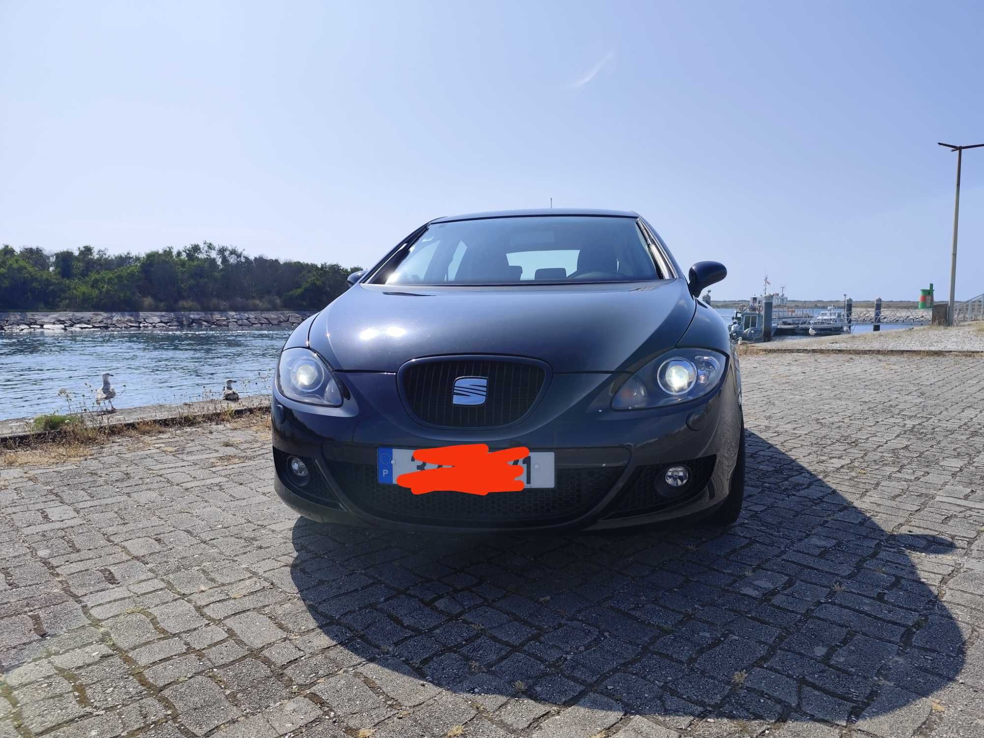 Único no País ( versão e motorização)