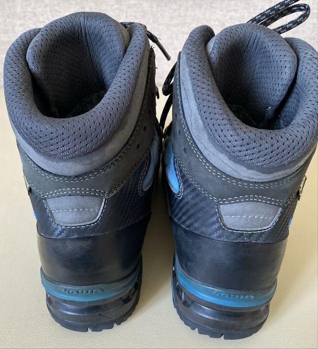 Черевики Lowa GoreTex.