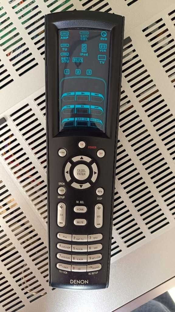 Amplituner Denon AVR 4308 pilot