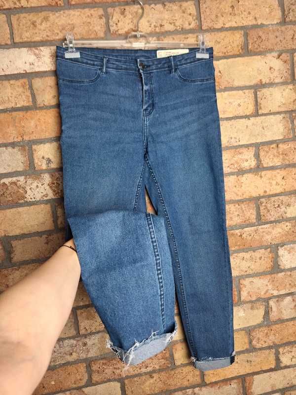 Spodnie jeansowe skinny rurki obcisłe wygodne elastyczne 42 14 XL