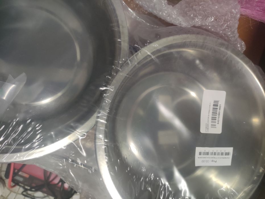 Comedouro duplo de parede