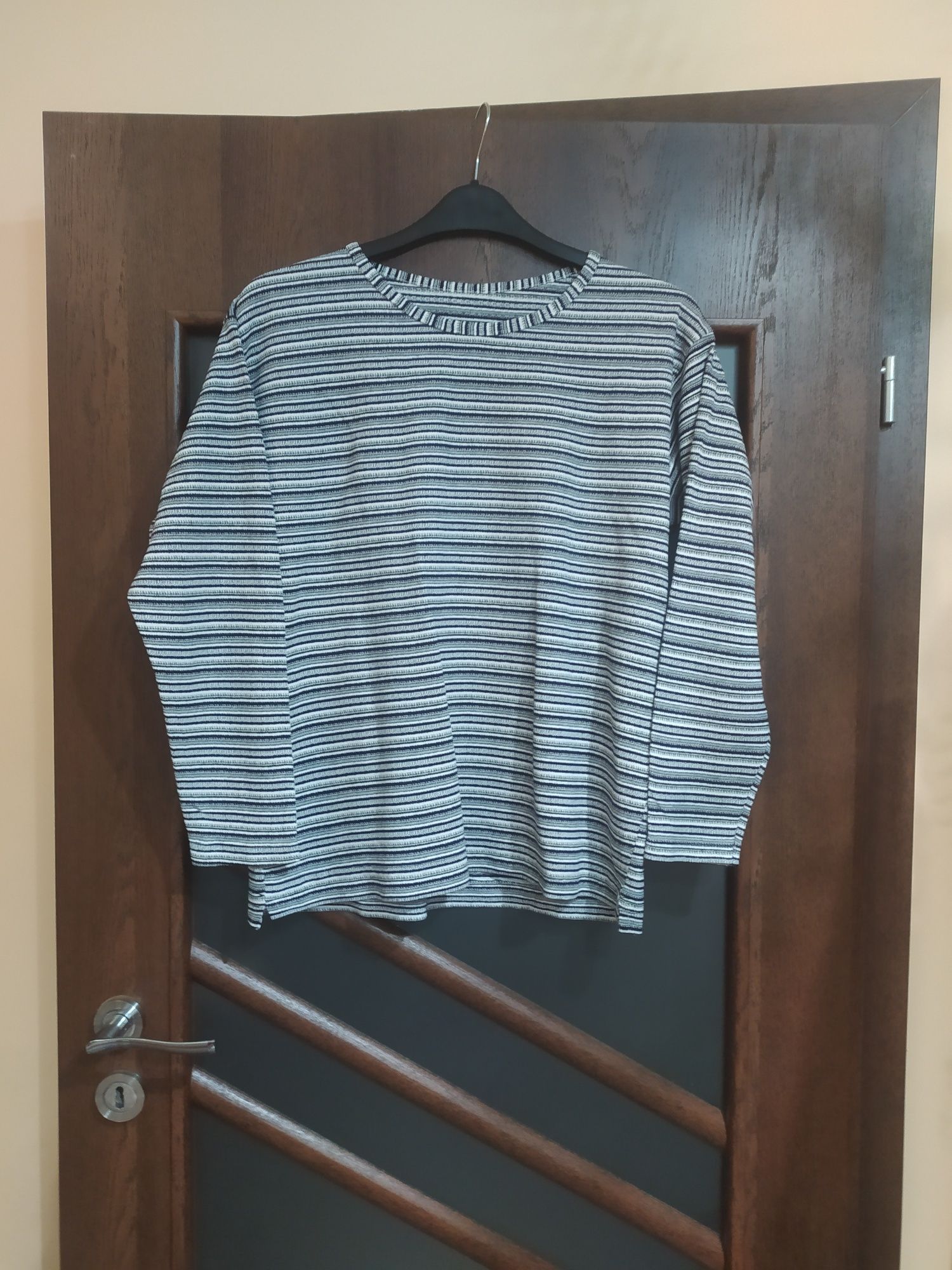 Sweter w paski elastyczny 40 L