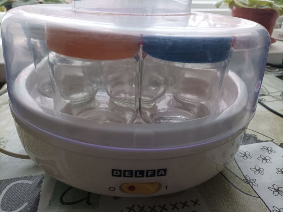 Йогуртниця б/у