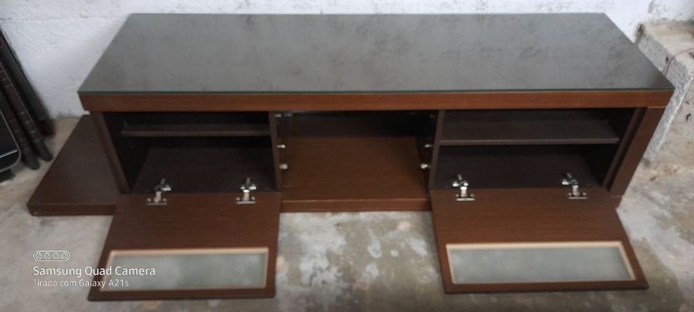 Movel em Wenguê para sala/TV