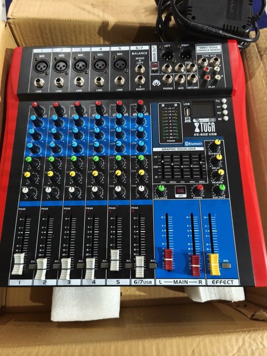 Mesa de som com 6 canais