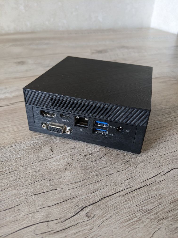 Міні-ПК ASUS pn30