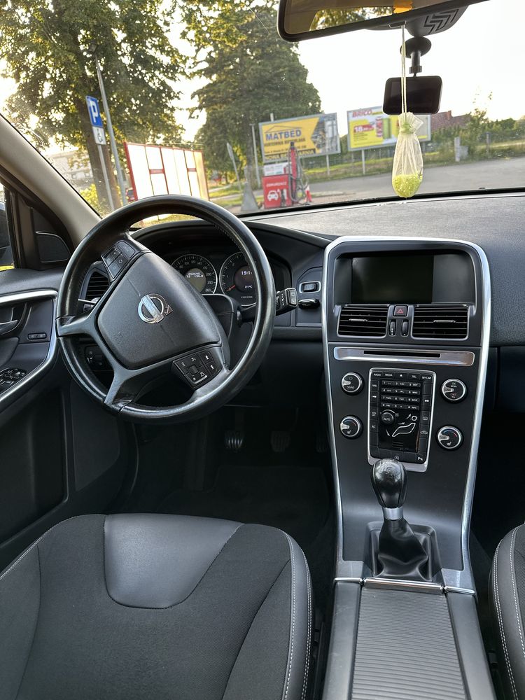 Sprzedam Volvo XC60 2012r