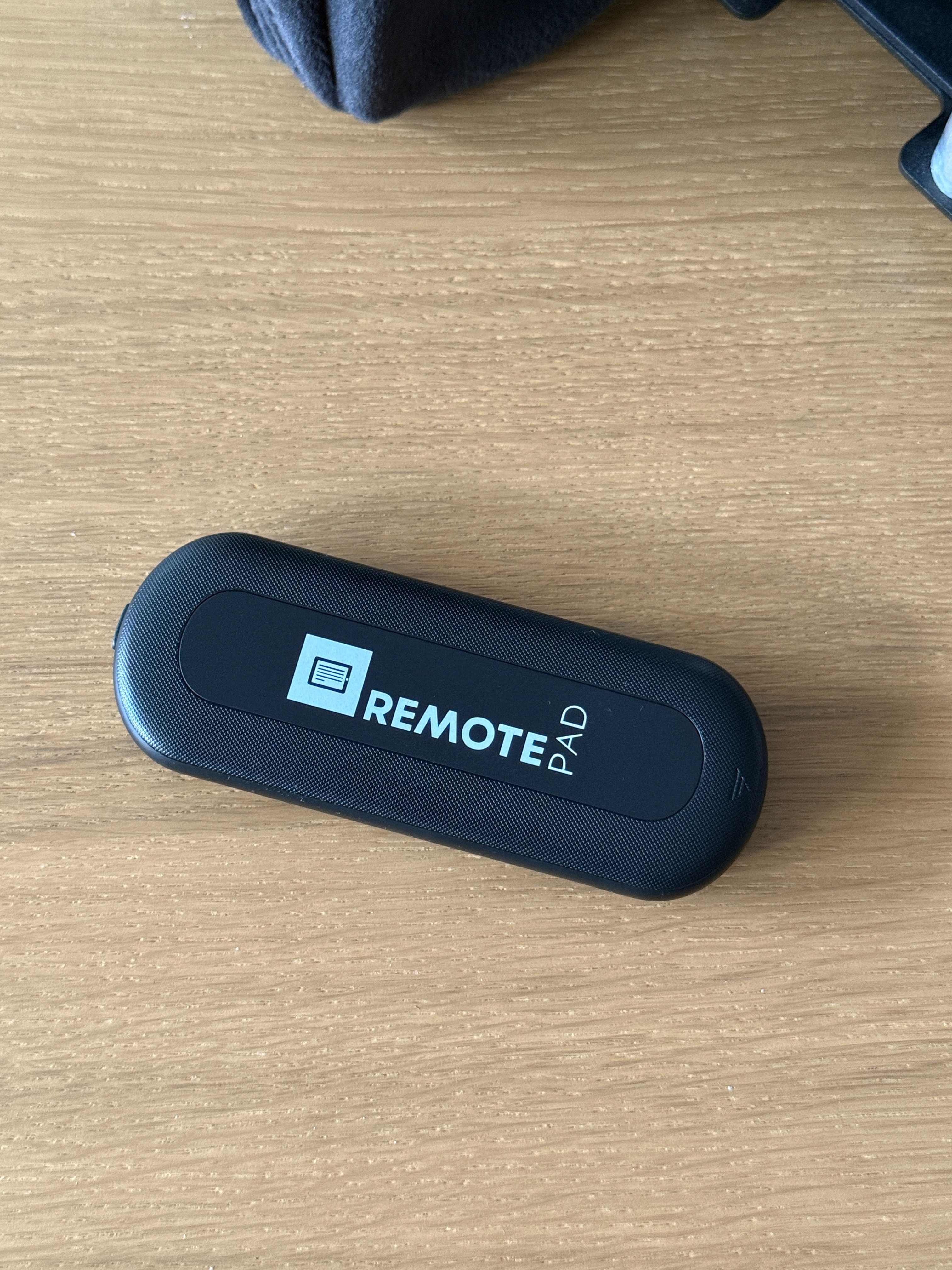 Teleponto com comando e App - Teleprompter Pad