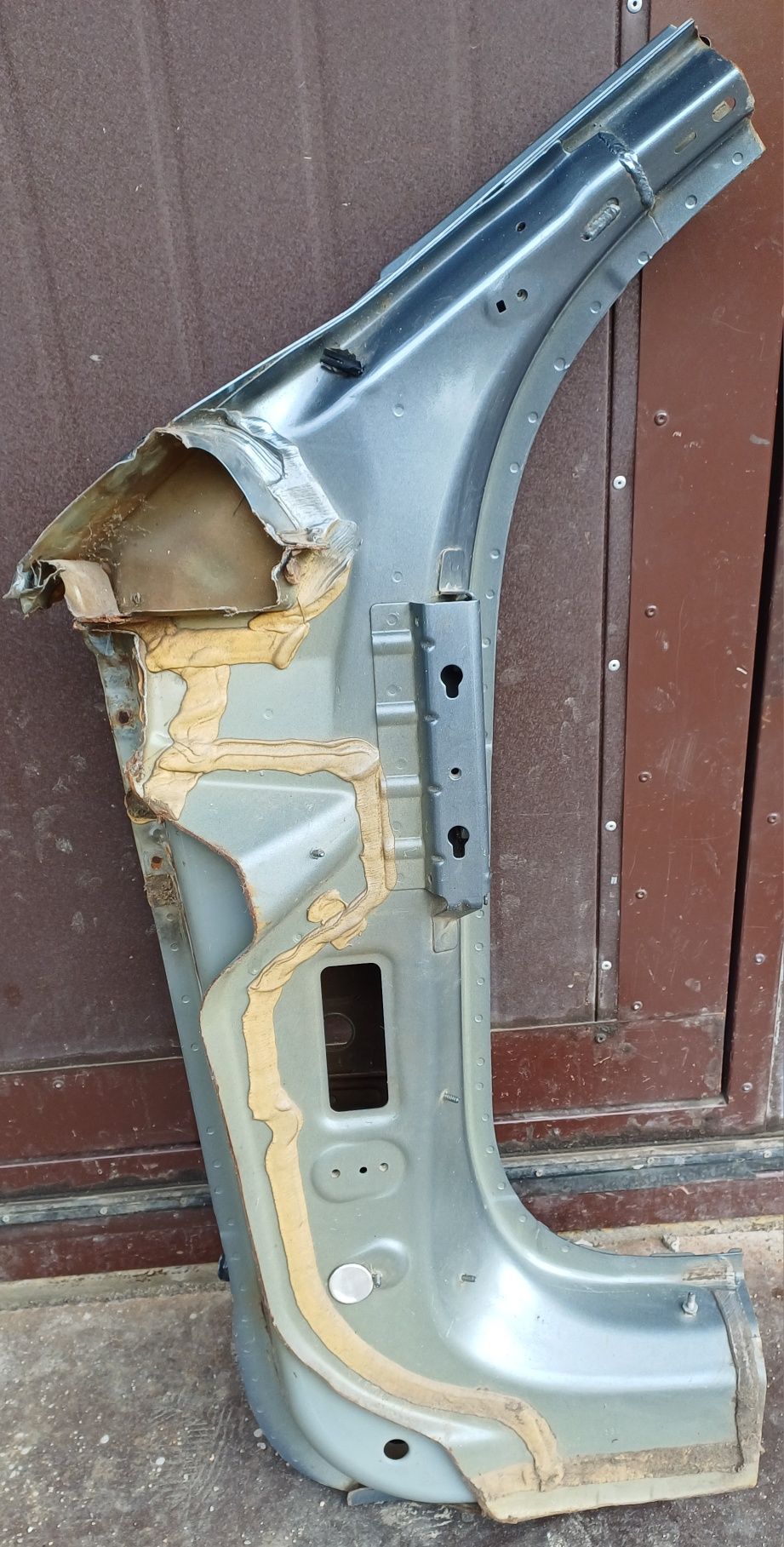 Стойка кузову передня права Volvo CX90 14-19р. 31378044