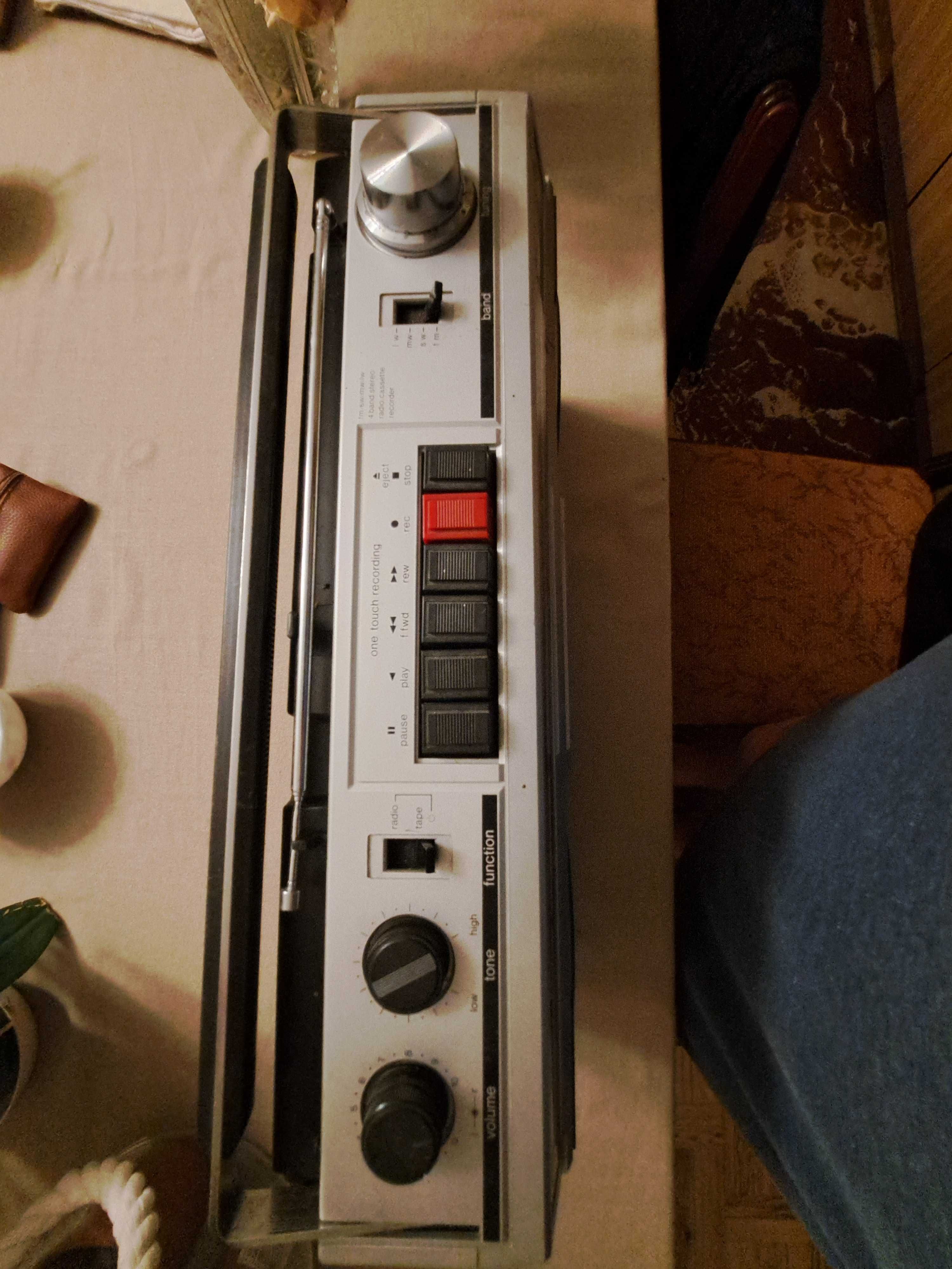 Radiomagnetofon kasetowy stereo