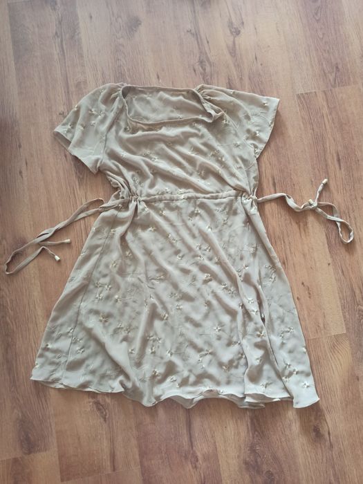 Sukienka kremowa rozm m