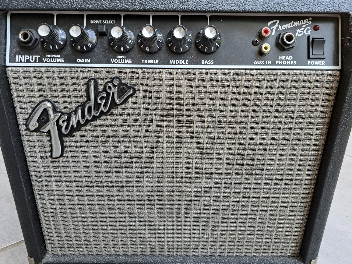 FENDER  F rontman 15 G
