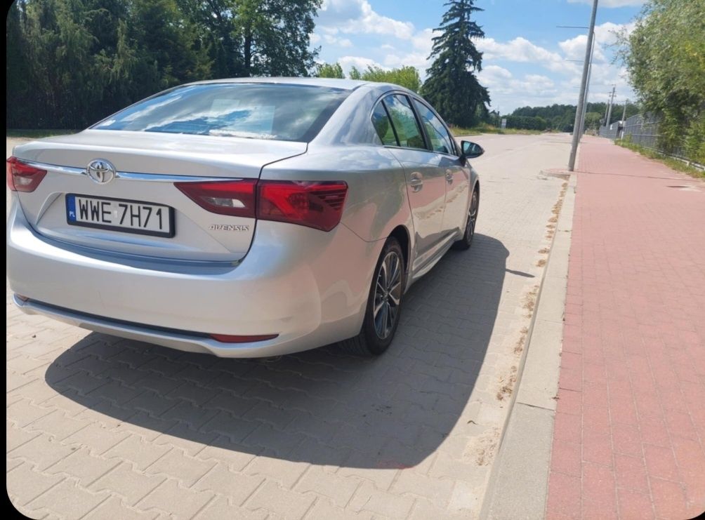 Toyota Avensis T27