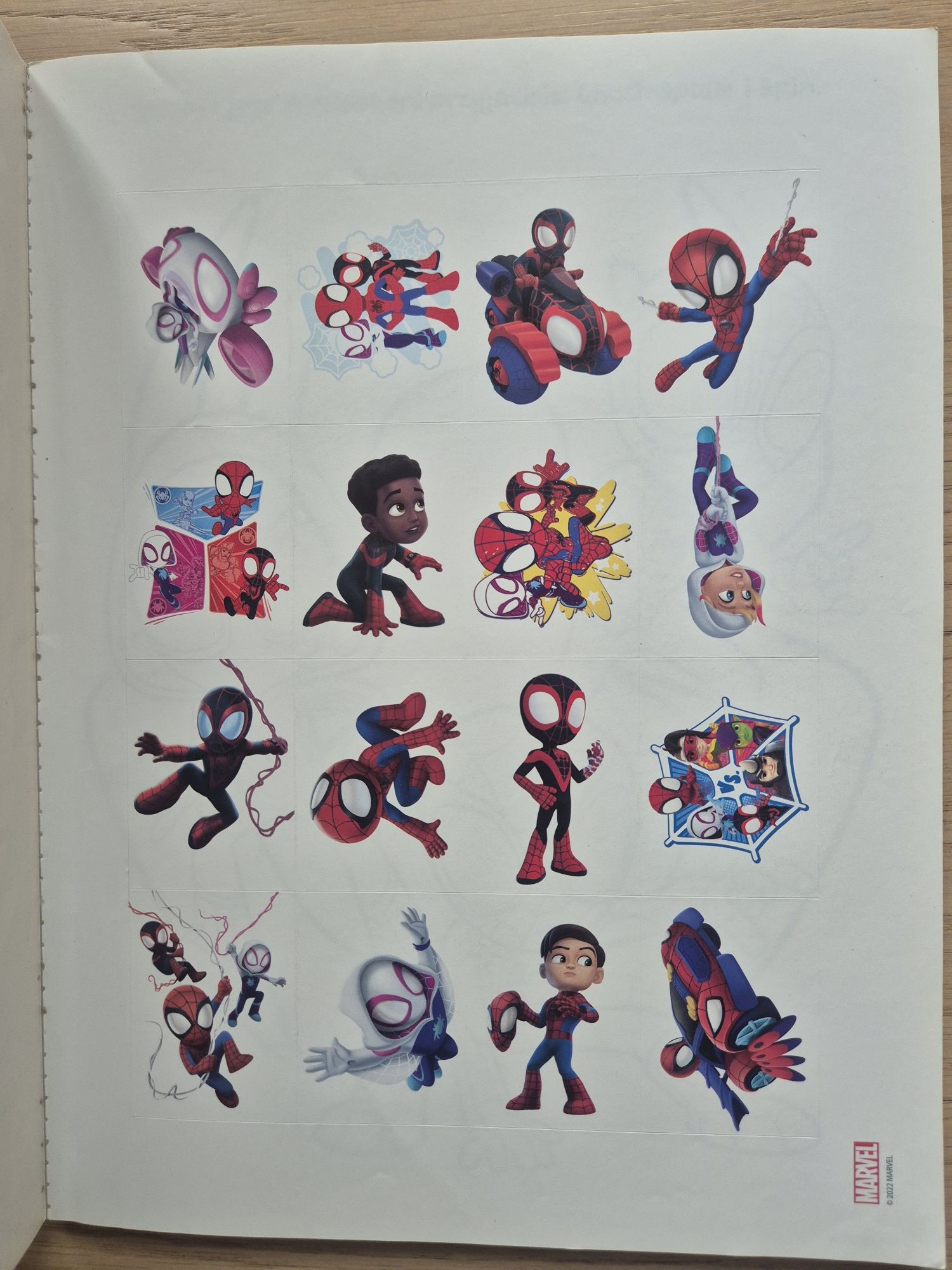 Spiredman spidey kolorowanka, naklejki, opowiadanie