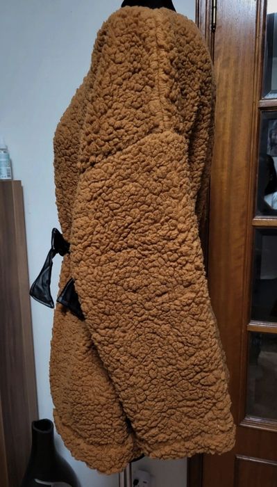 Casaco de pêlo tipo tedi novo