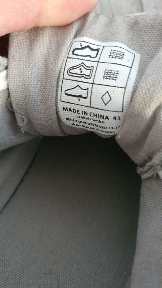 Sneakersy Pier One rozm:41