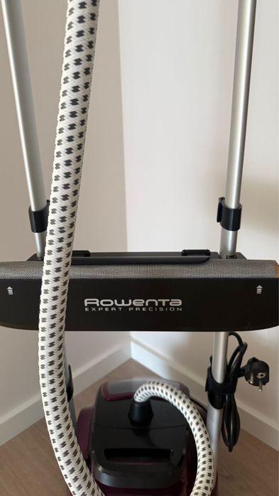 Rowenta Expert Precission IS9500D1 - Ferro a Vapor Vertical