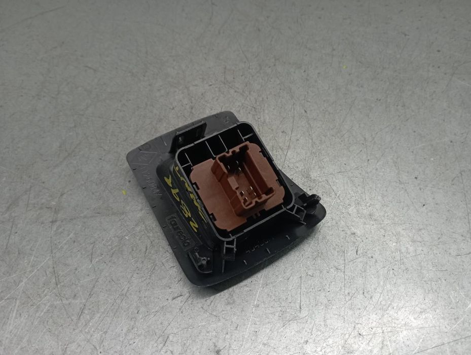 Comando / botão / interruptor vidros frente esquerdo DACIA Sandero II