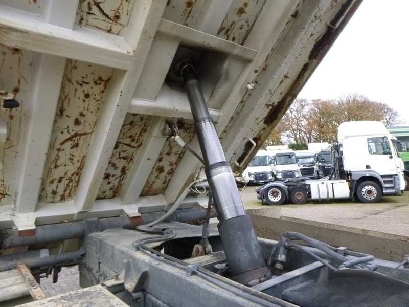 Самоскид Mercedes-Benz Atego 1828 4x4 кран маніпулятор Hiab 166 B-2 CL