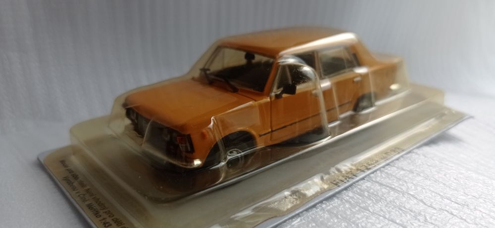 Deagostini: Fiat 125p Milicja i inne kultowe PRL