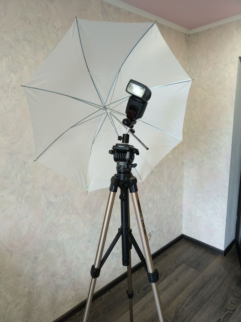 Продам мини фотостудию Nikon D90