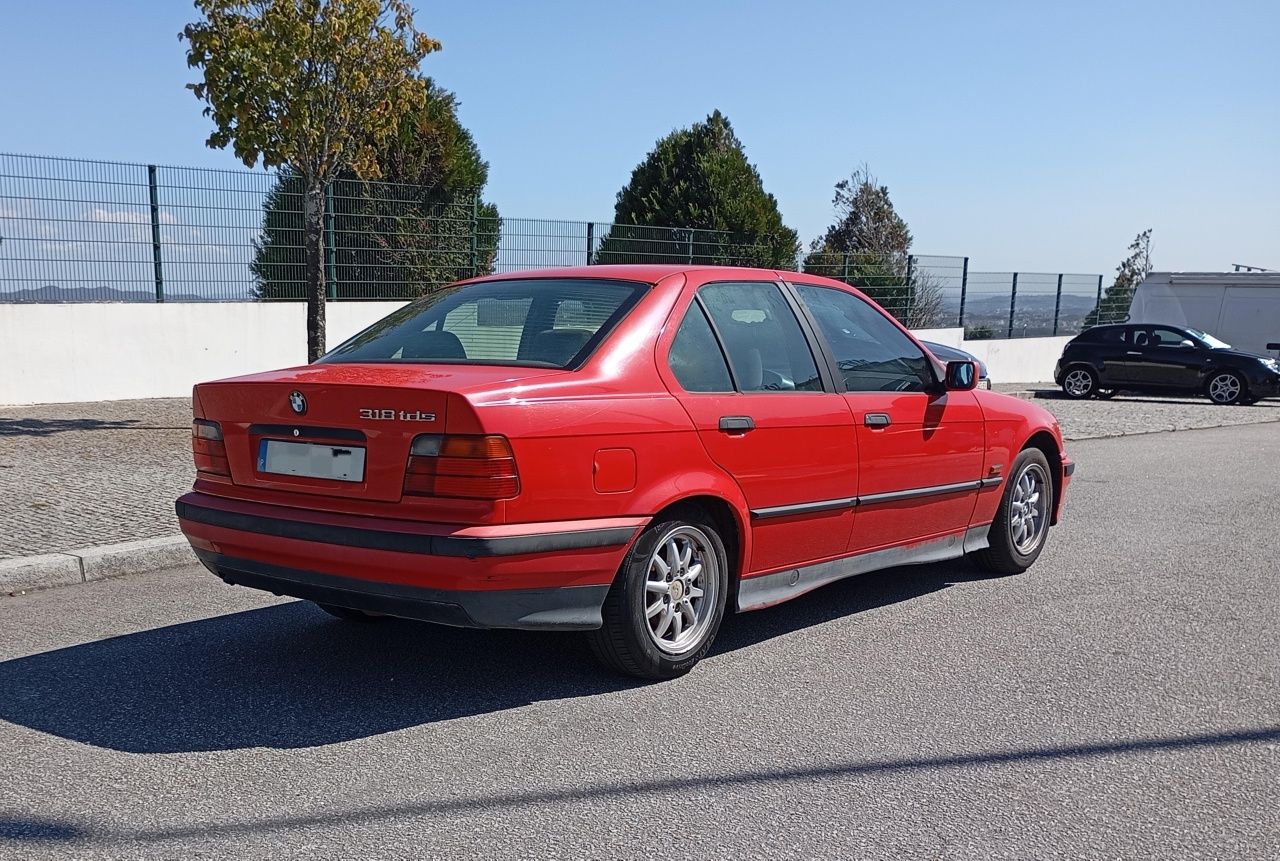BMW 318TDS (1995)
