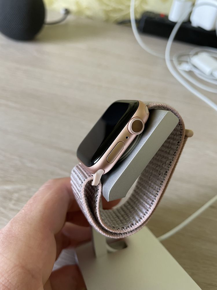 Apple Watch 5 40mm gold