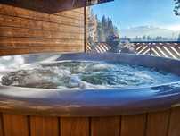 Domek z jacuzzi w górach na wyłączność z kominkiem wakacje noclegi