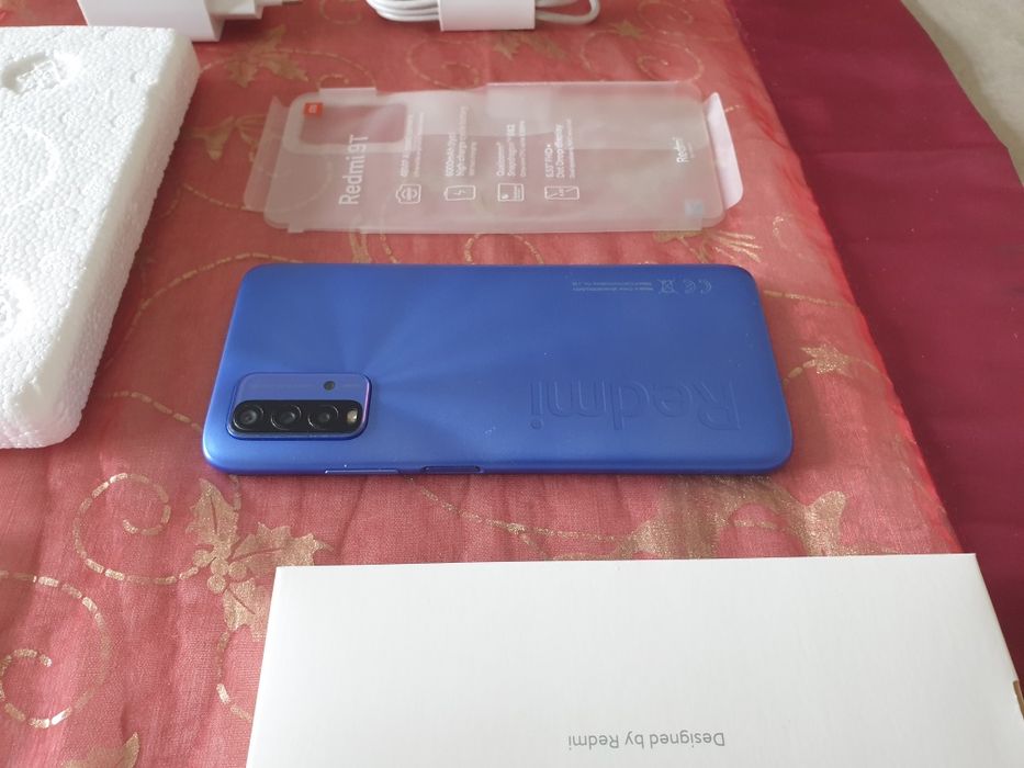 Xiaomi Redmi 9T na caixa, super bateria 6000 Mah, NFC, como novo