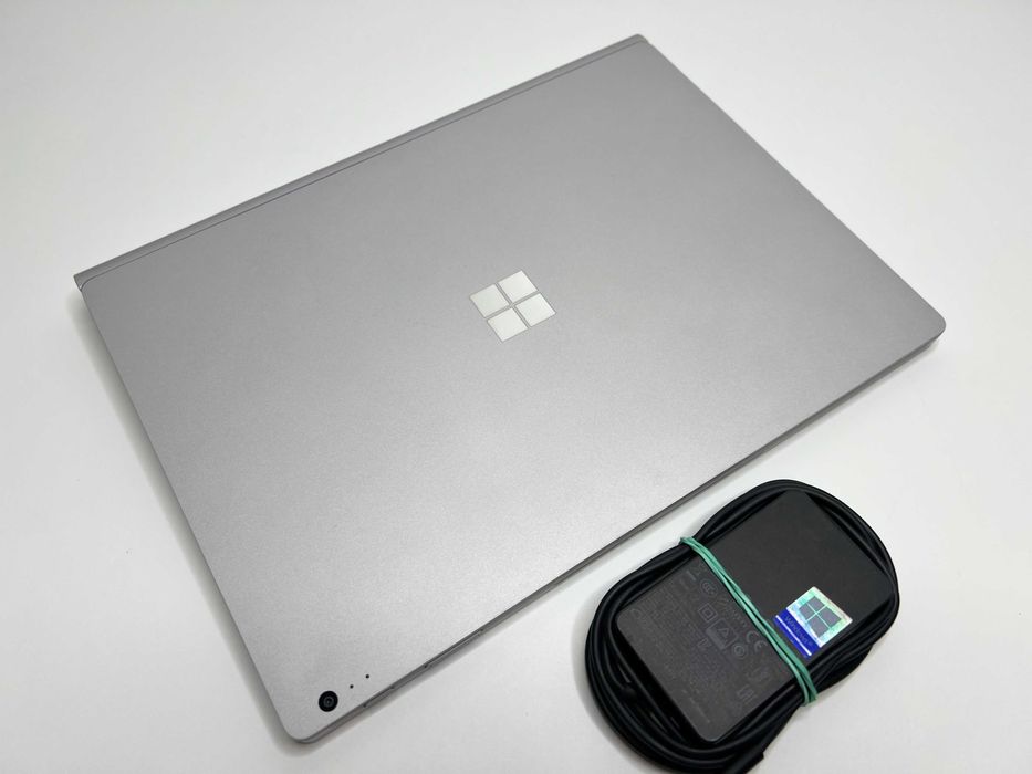 Microsoft Surface Book 2, Core i7-8650U, 8Gb, 256Gb, GTX 1050, 2 АКБ