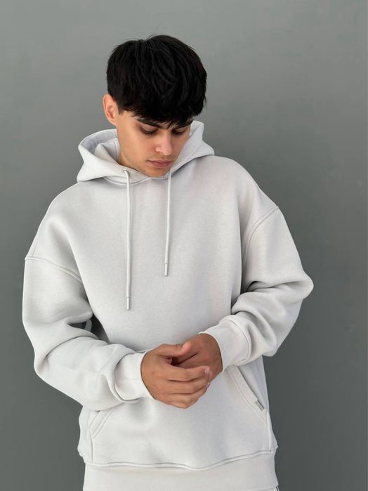 Худі без принту зі знижкою -50%