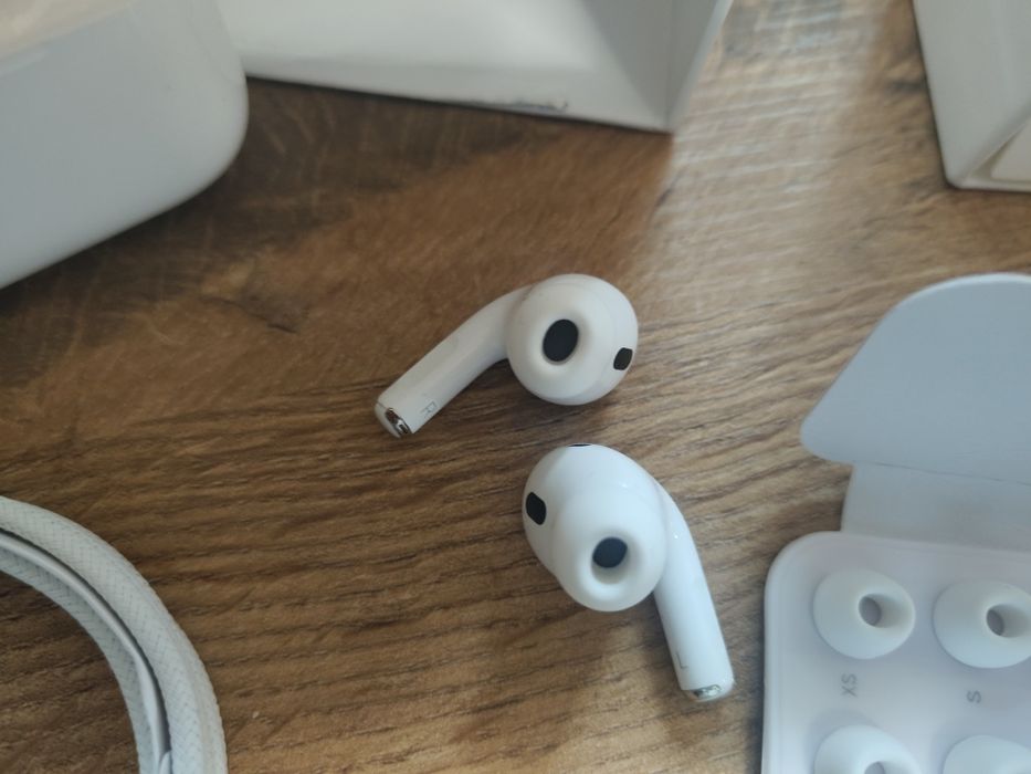 Apple AirPods  Pro 2 generacji