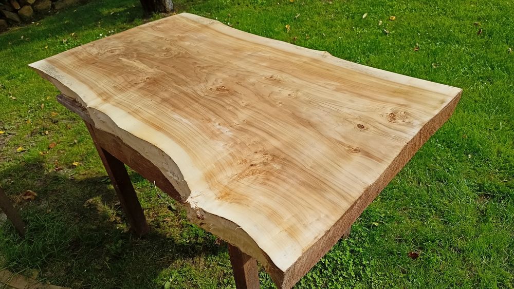 Topola kanadyjska monolit na piękny stół