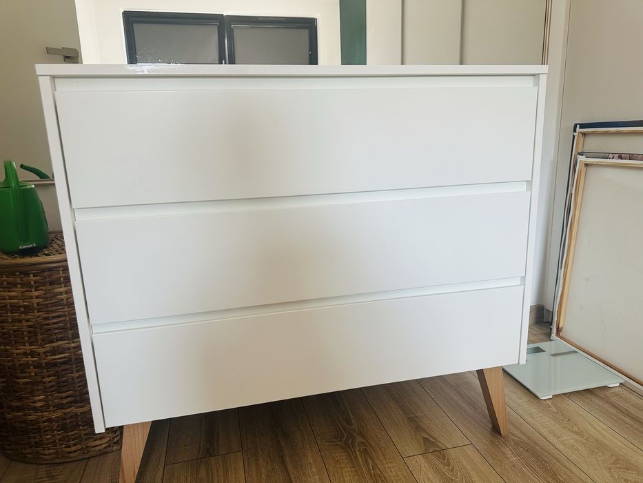 Komoda Pinio Swing, nadkladka do przewijania