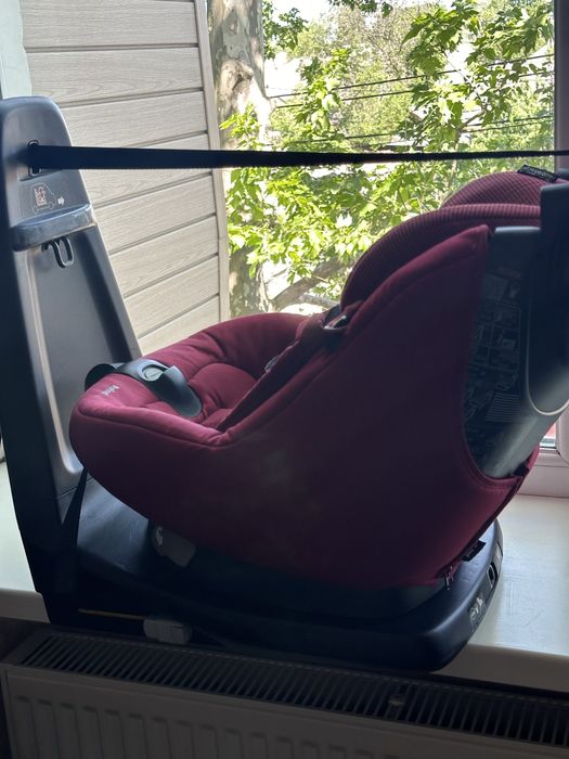 Автокресло maxi cosi assix fix