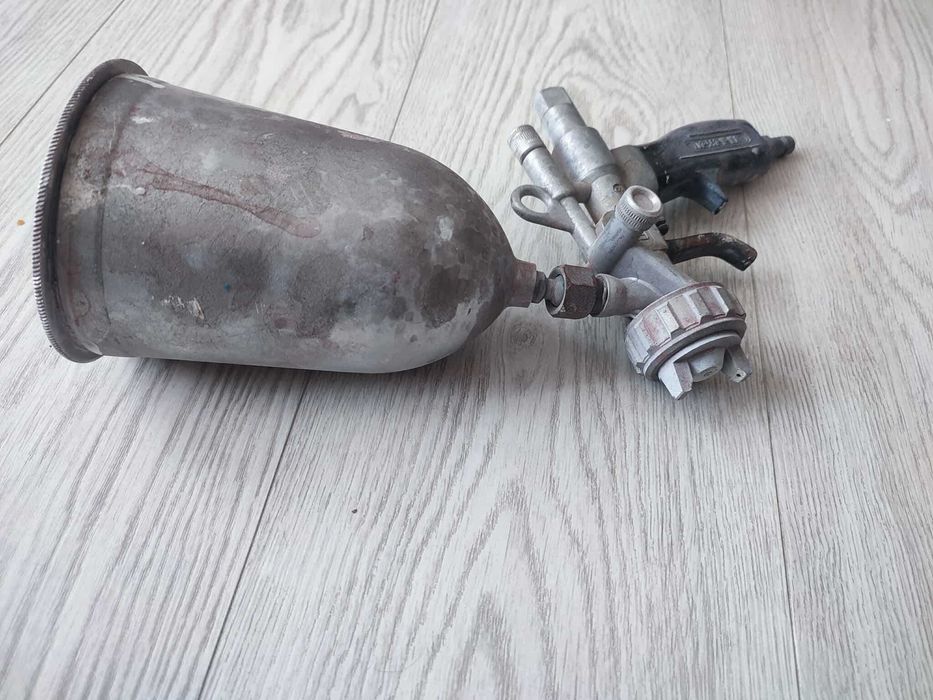 Lakierniczy pistolet do malowania