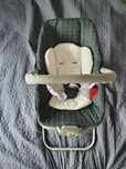 Leżaczek/krzesełko Tiny Love, Close to me Luxe 3w1