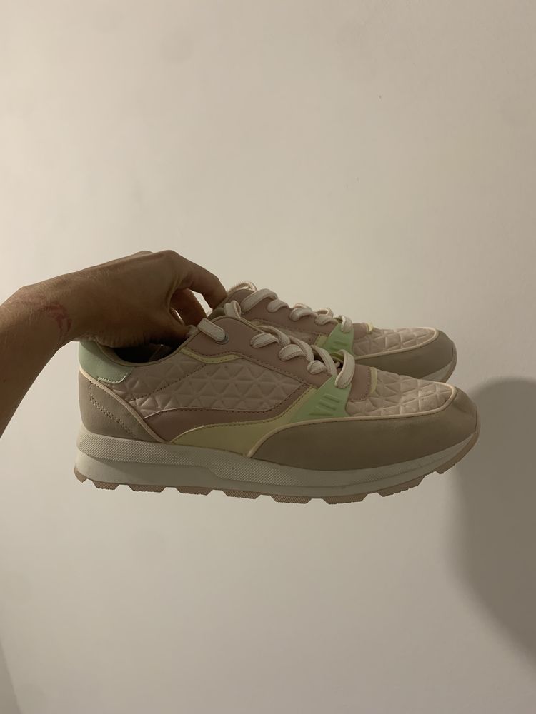 Sneakersy S.Oliver skórzane pudrowy roz rozmiar 41