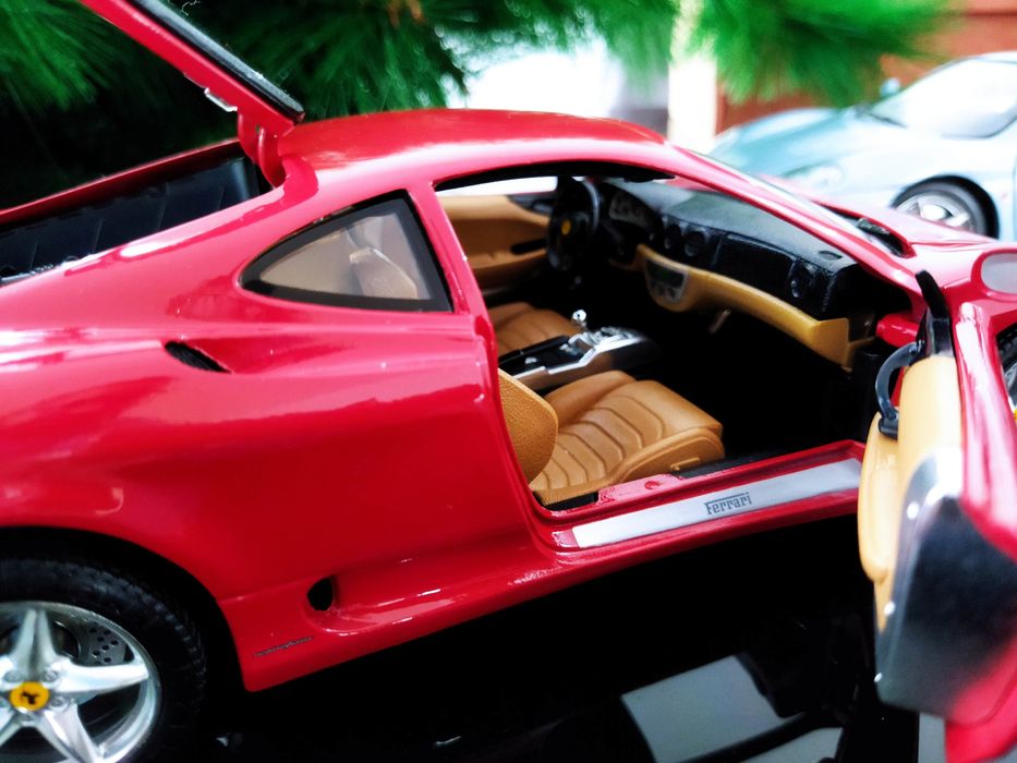 Ferrari F360 Modena 1/18 Bburago