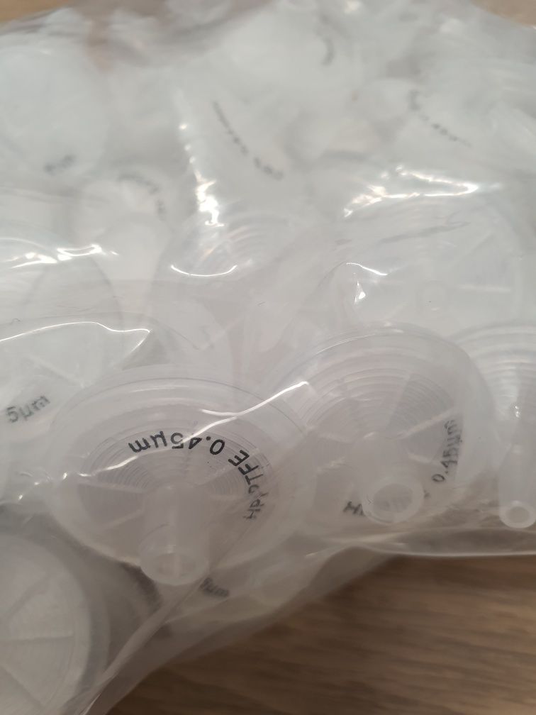 Filtry strzykawkowe 25 mm 0,22 µm, 100 sztuk – Doskonała jakość