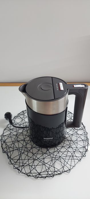 Czajnik elektryczny Siemens z regulacją temperatury