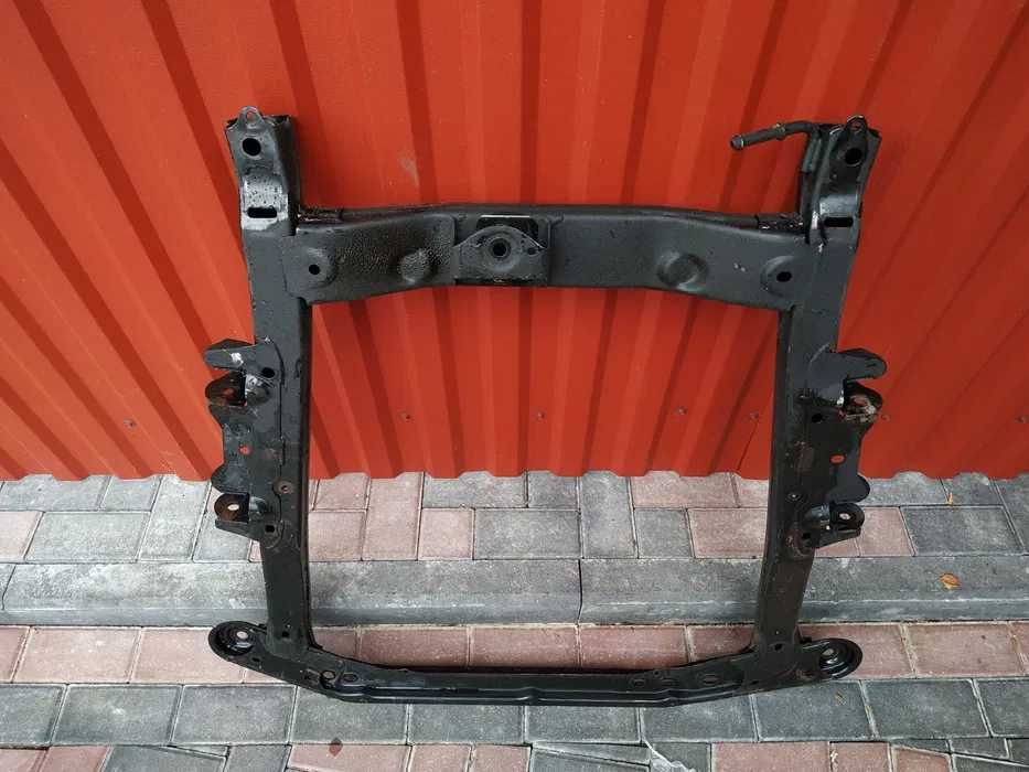Подрамник, передняя балка DACIA LOGAN / SANDERO 2004-2012