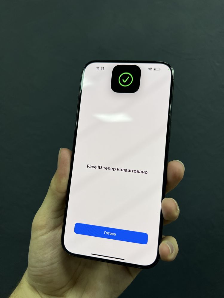 iPhone 15 Pro Max 256Gb Black Titanium Neverlock