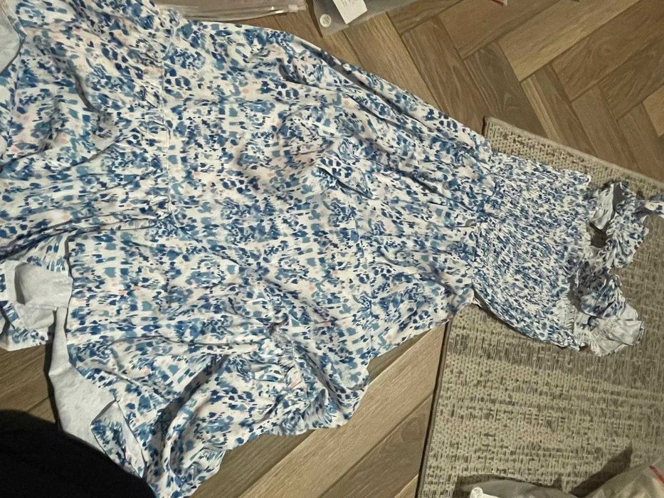 nowe ubrania damskie w większych ilościach