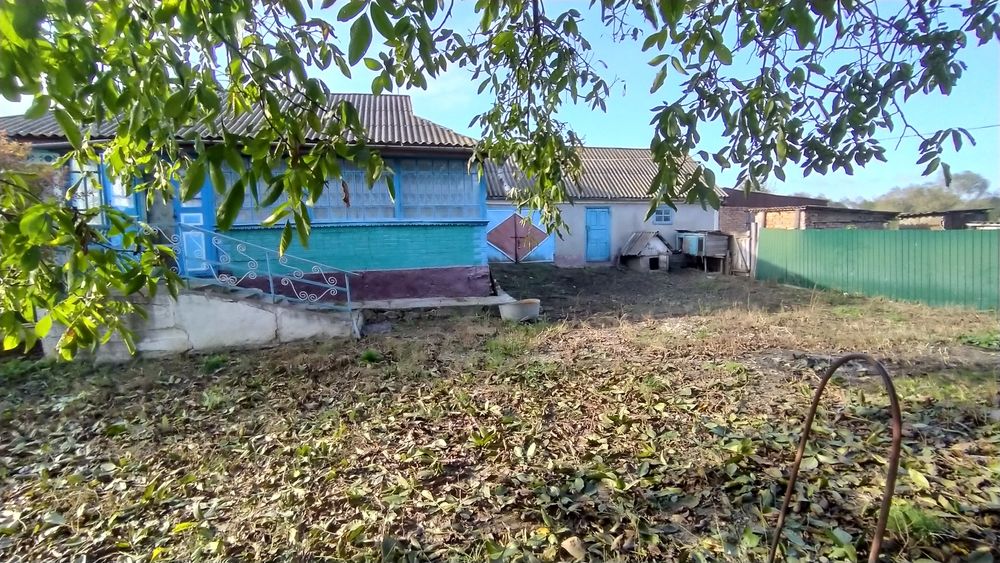 Продаж будинку   .