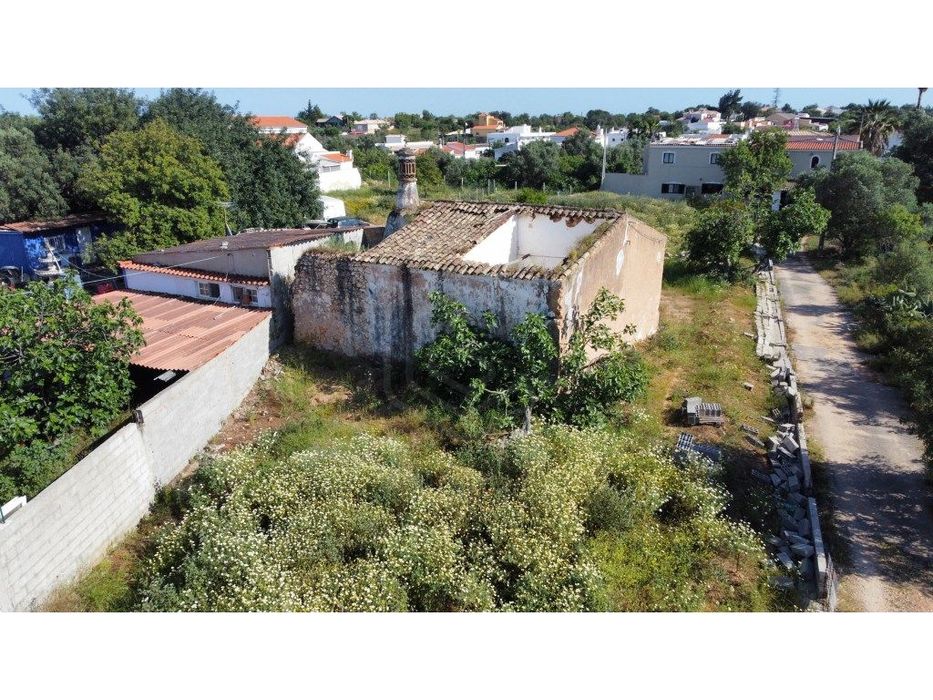 Lote de terreno com Ruína, Loulé, Algarve