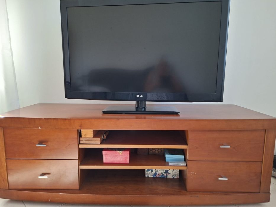 Móvel Tv em cerejeira