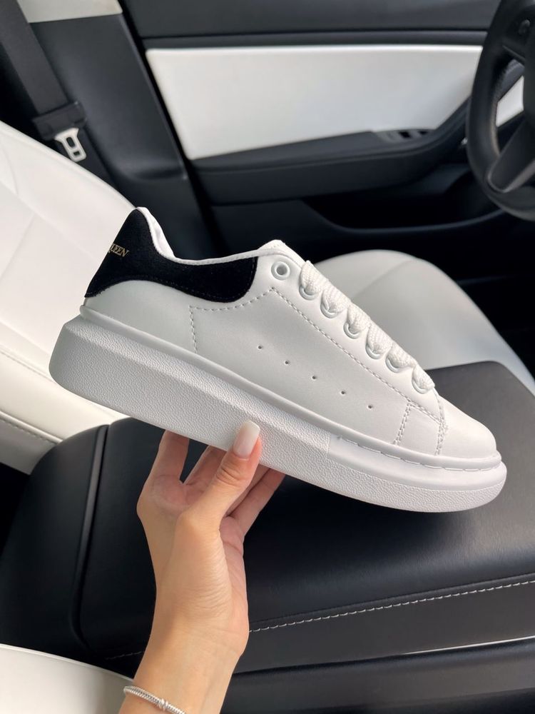 Buty Alexander Mcqueen white black