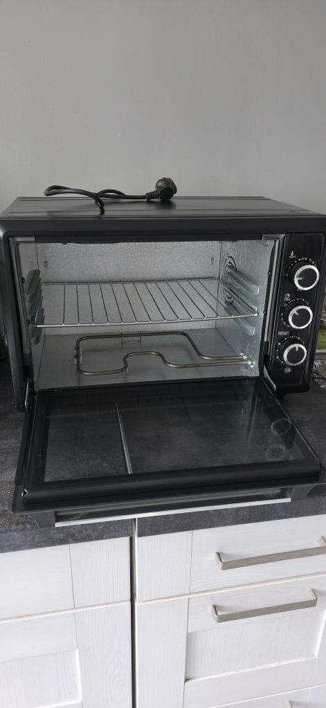 Piekarnik MPM 28/T