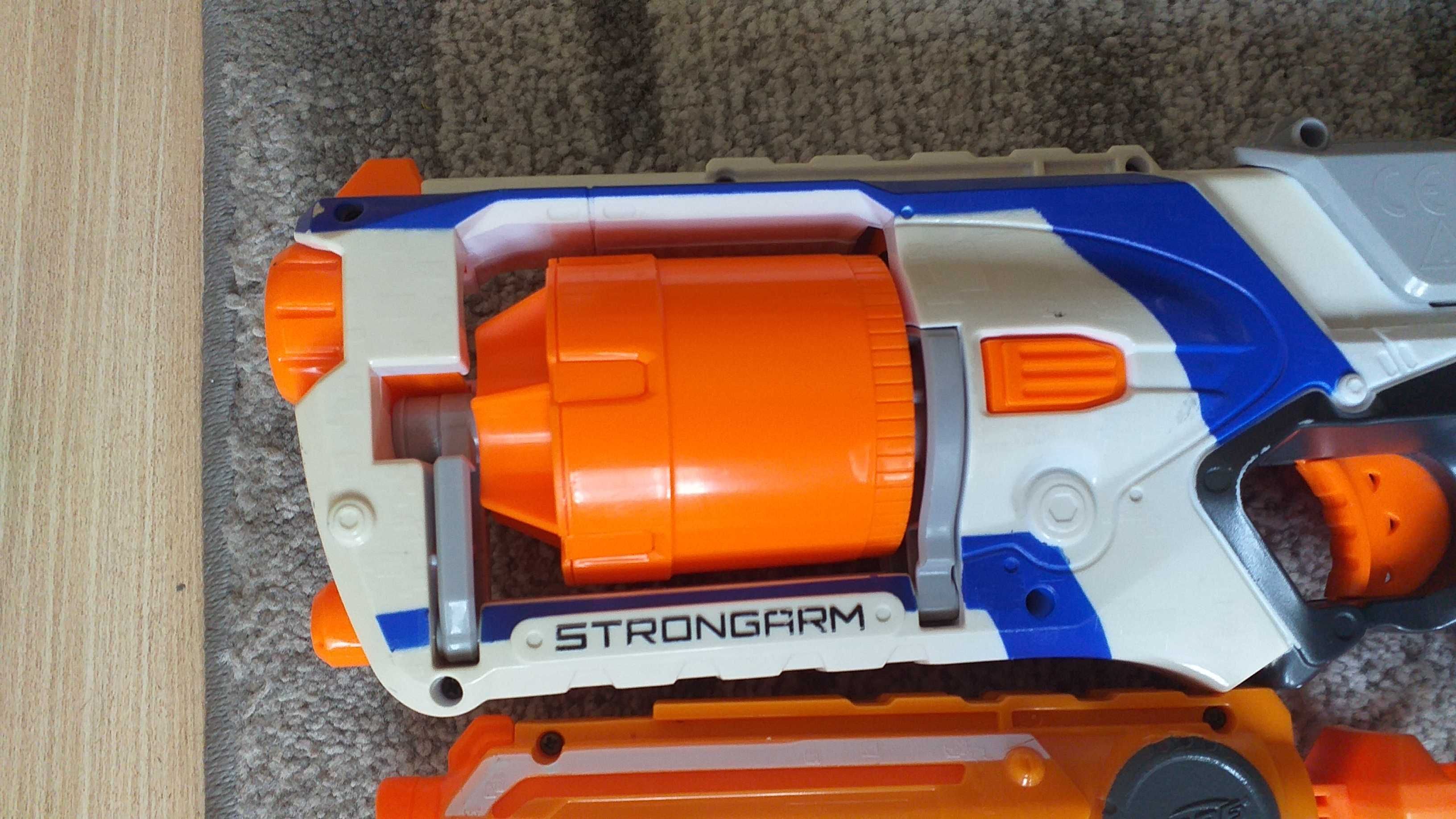 Zestaw Nerf strongarm, firestrike Elite, Triao X3 Elite 2 15 strzałek